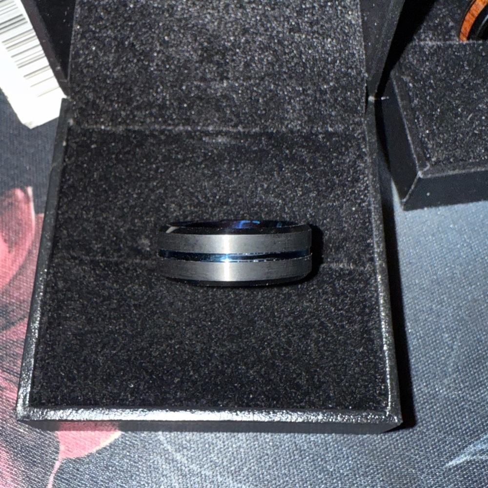 Tungsten ring